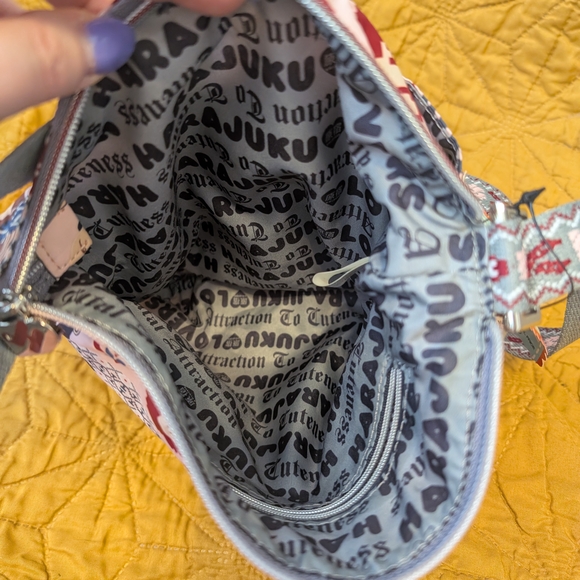 Harajuku Lovers Shoulder Bag - Picture 4 of 4